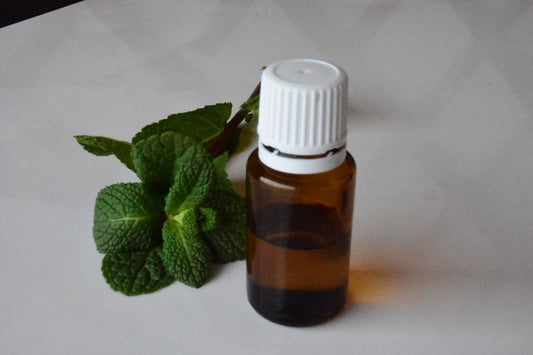 Usos y beneficios del aceite esencial de menta